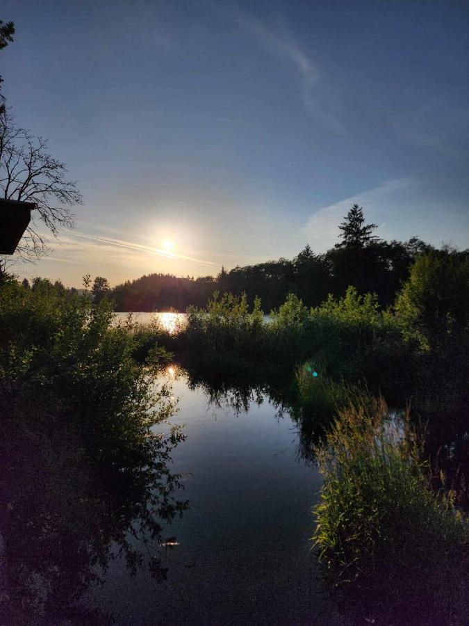 Campbell River Lodge ภายนอก รูปภาพ