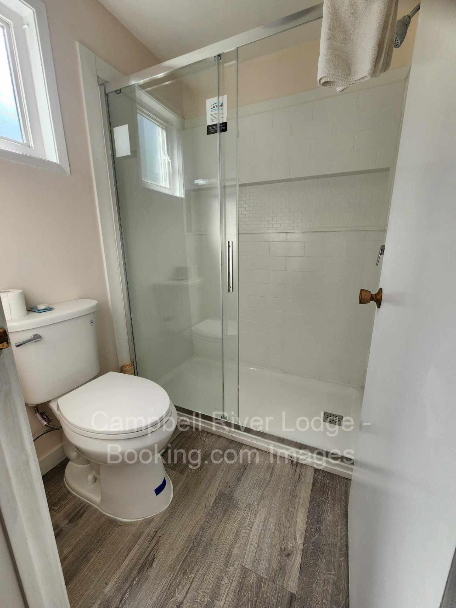 Campbell River Lodge ภายนอก รูปภาพ