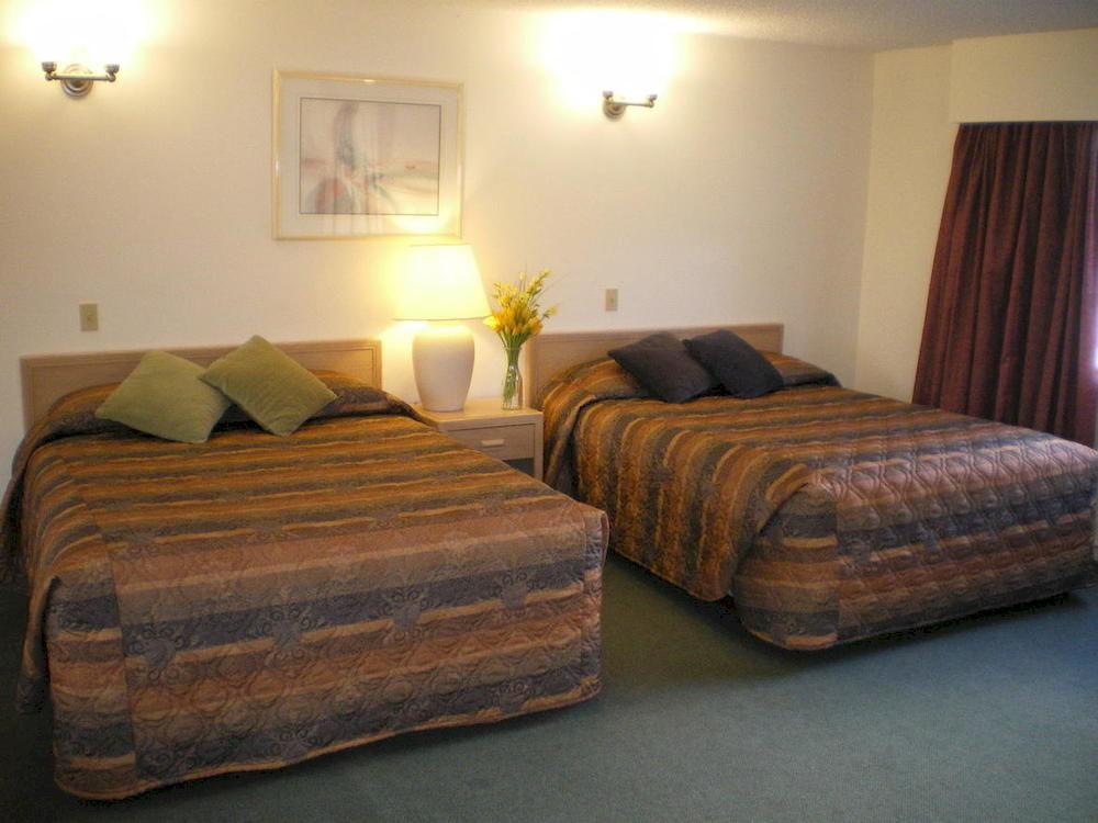 Campbell River Lodge ภายนอก รูปภาพ